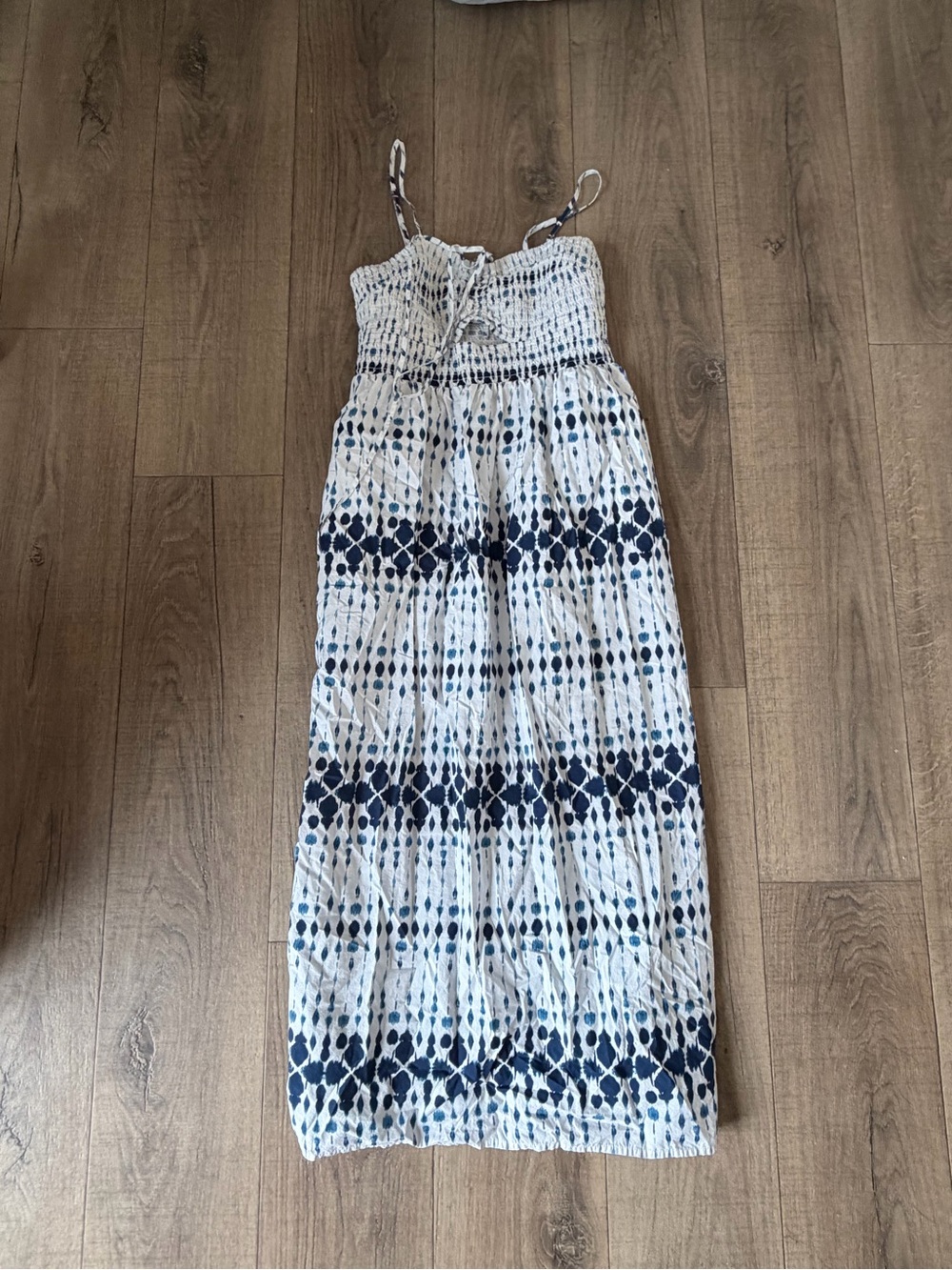 Universal Thread Blue and White Smocked Top